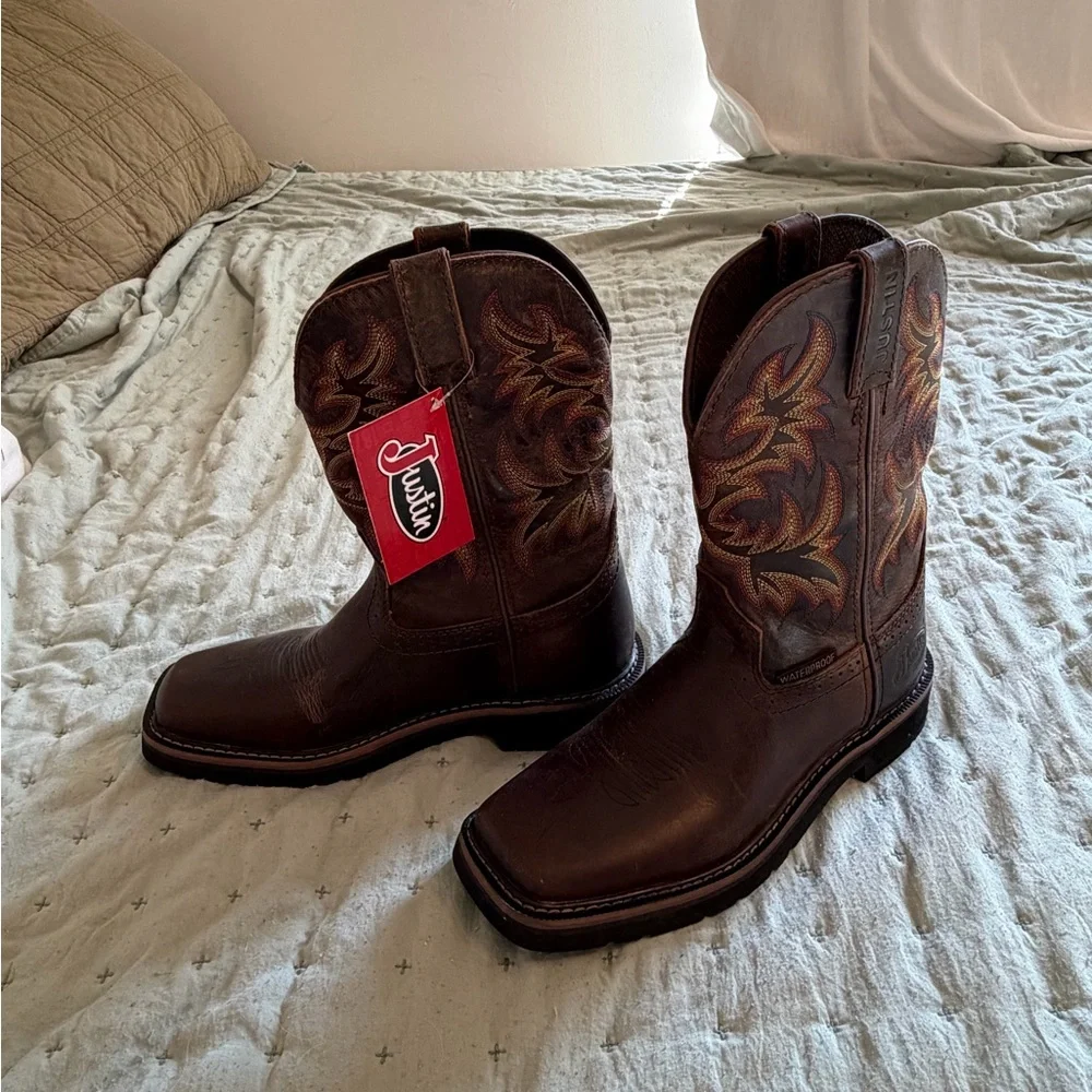 Justin Men’s Boots size 7D NWT